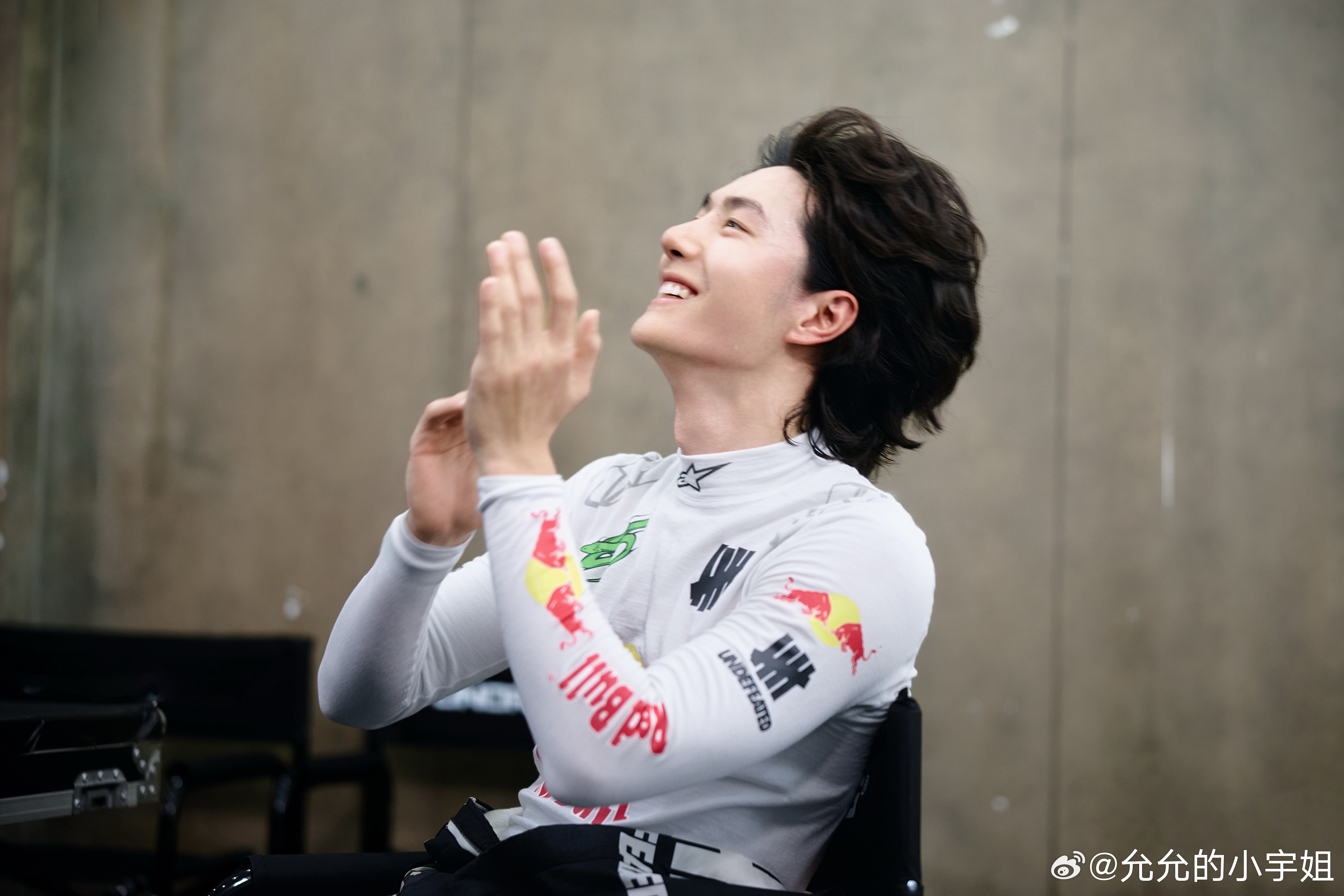 王一博85号车手王一博，期待下月的见面王一博王一博85racing