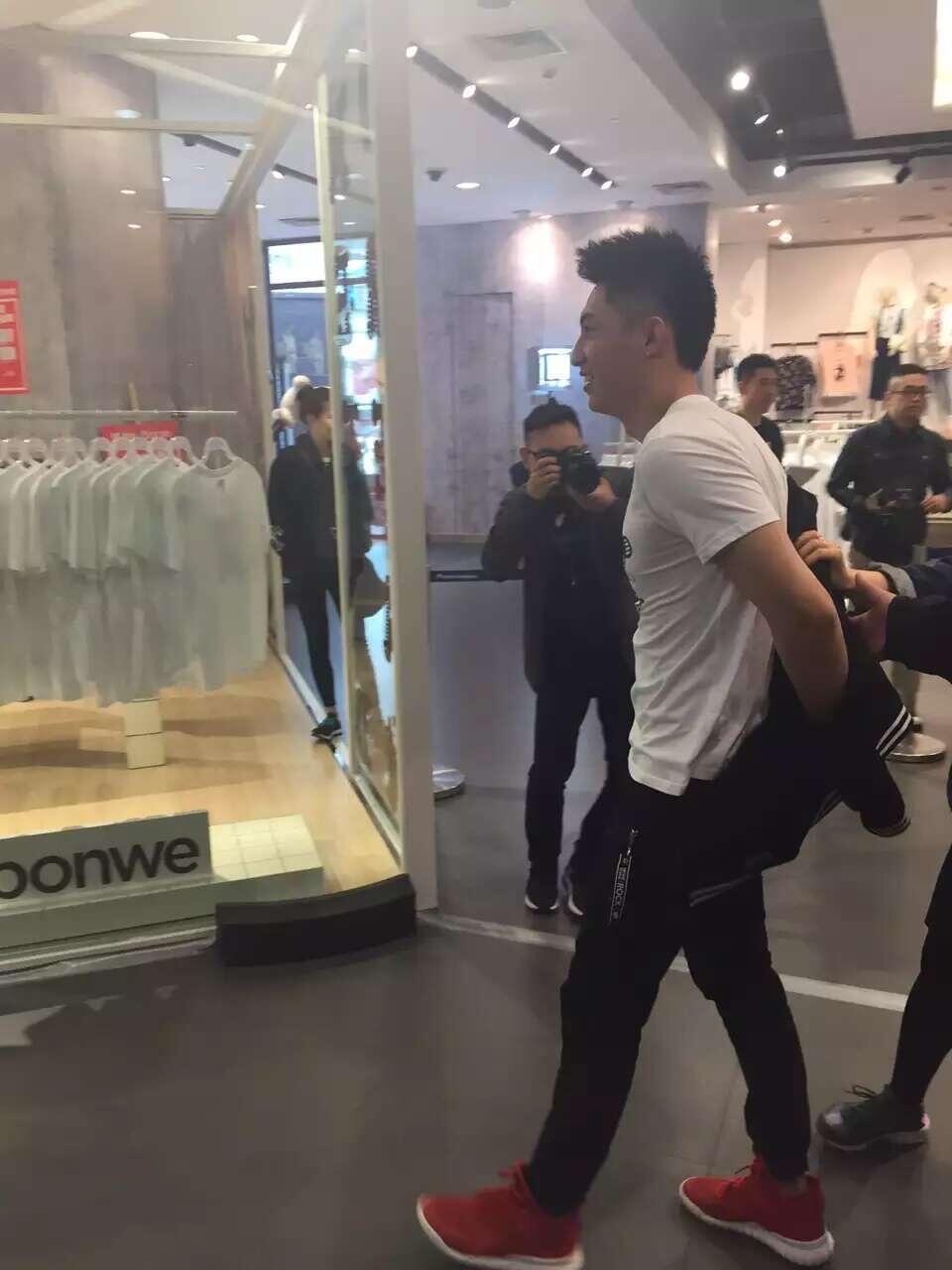 古早黄景瑜照片🎞️