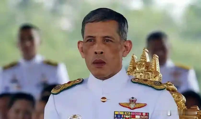 泰国王破例访华！国丧期间急赴中国，背后藏着3个关键秘密各位老铁，最近泰国国