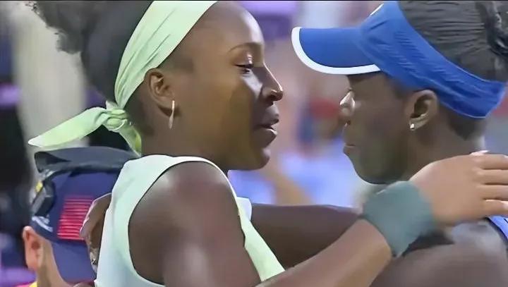 蒙特利尔爆大冷头号种子首盘无奈吞油条今天2025年WTA1000蒙特利尔站女