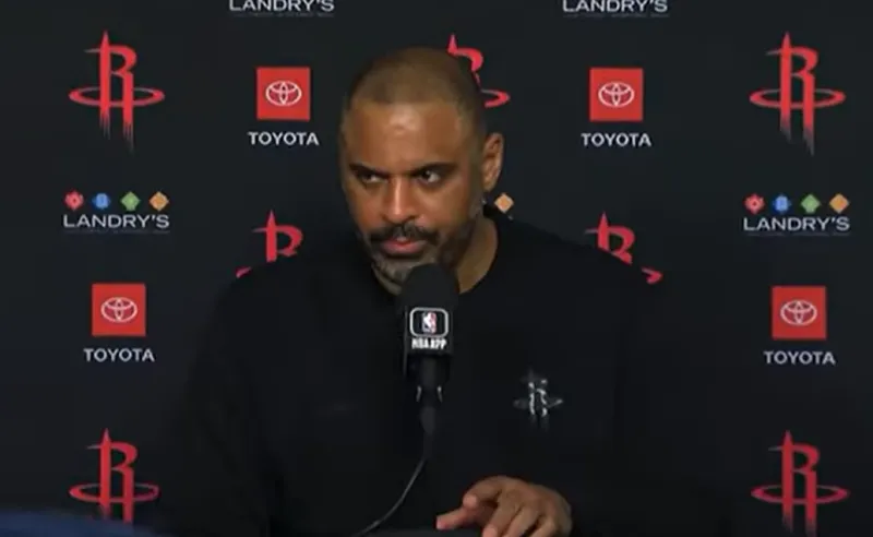 NBA常规赛火箭以119-109战胜灰熊赛后，火箭主帅乌度卡接受了记者采访，