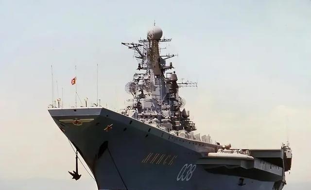 1995年，俄罗斯以88万美元，将2艘退役航母，低价卖给韩国苏联解体后，俄