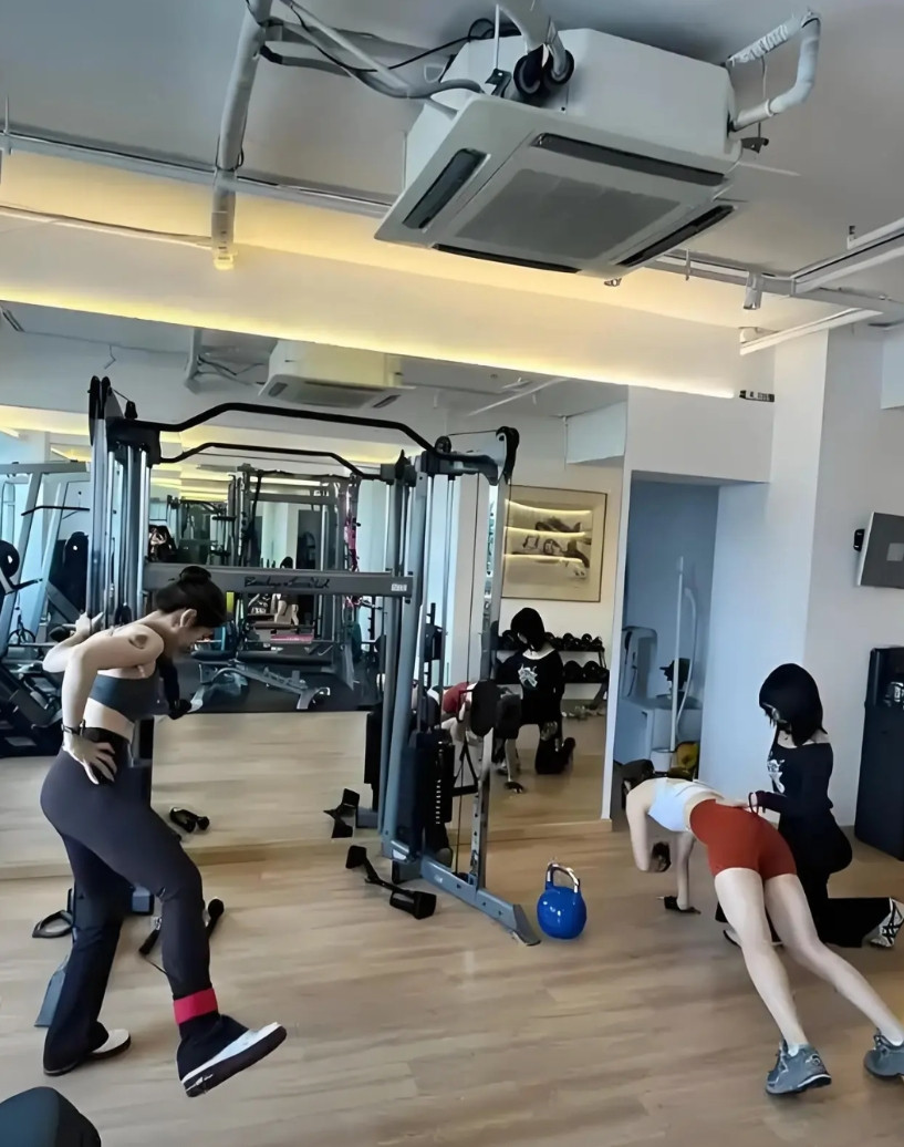 #健身房的男女关系混乱吗#乱！我楼下去年6月份开了一家健身房，我是真没想到，它的