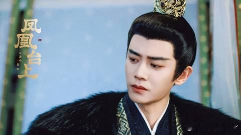 任嘉伦的哭戏真的是哭到我心痛，看到萧焕如此煎熬，我只想冲进去帮他擦去眼泪，给他一