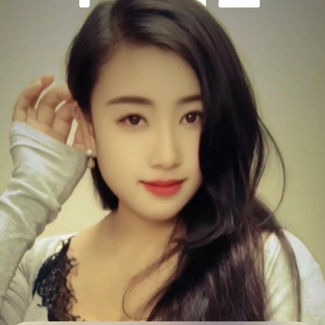 温柔甜美的笑容，让你心动不已！少女感笑容少女感微笑女孩少女的笑容美少女的微