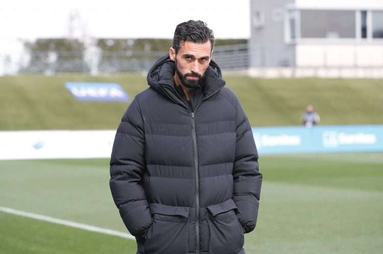 阿斯: 阿韦洛亚深受穆里尼奥的影响, 他是一名强硬且高要求的教练