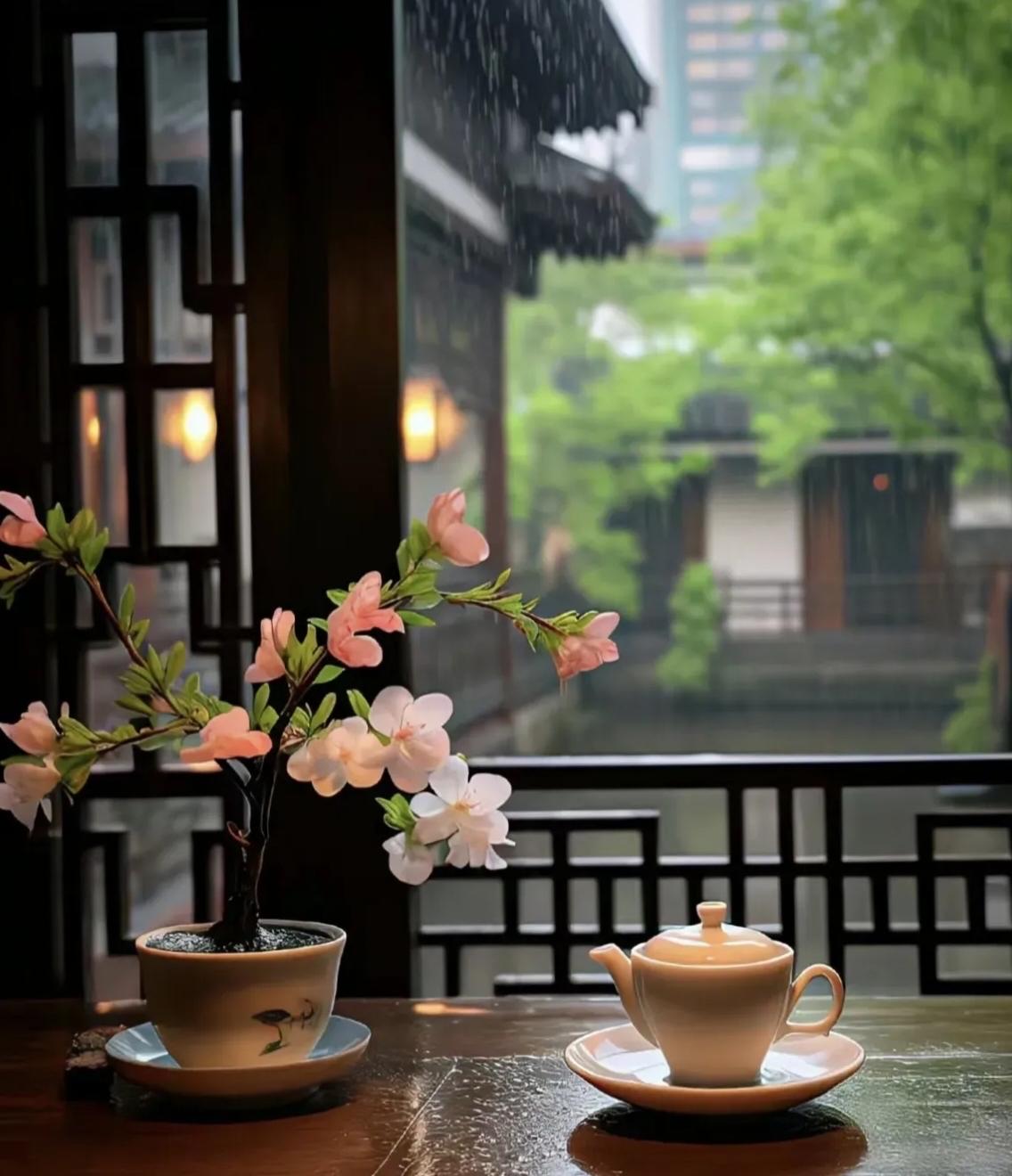 湖北的朋友们注意了！这波风雨降温可不是闹着玩的，千万别再硬扛了！10月20号