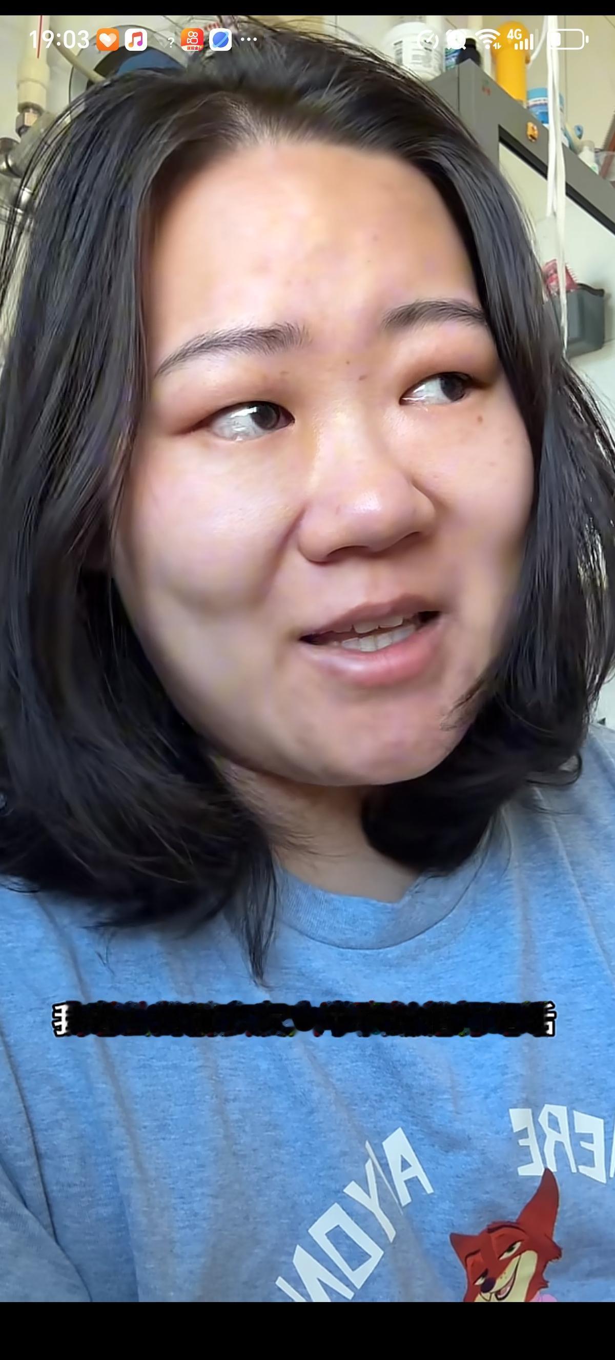 女子诉苦：“我老公的前女友大半夜给她打电话，问他能不能跟我离婚，天天跟我一个老年