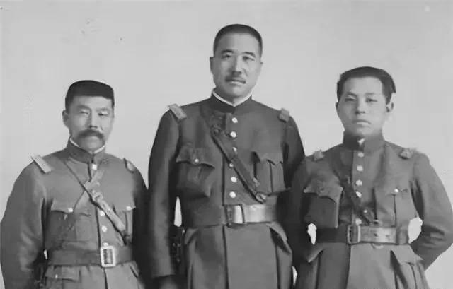 1932年，张宗昌和张作霖把酒言欢，张宗昌让自己的几个姨太太作陪，喝了3斤白酒后