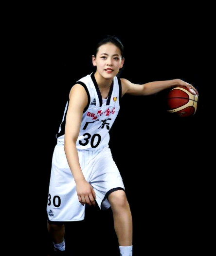 中国女篮现役球员最有可能冲击WNBA联赛仅有此三人