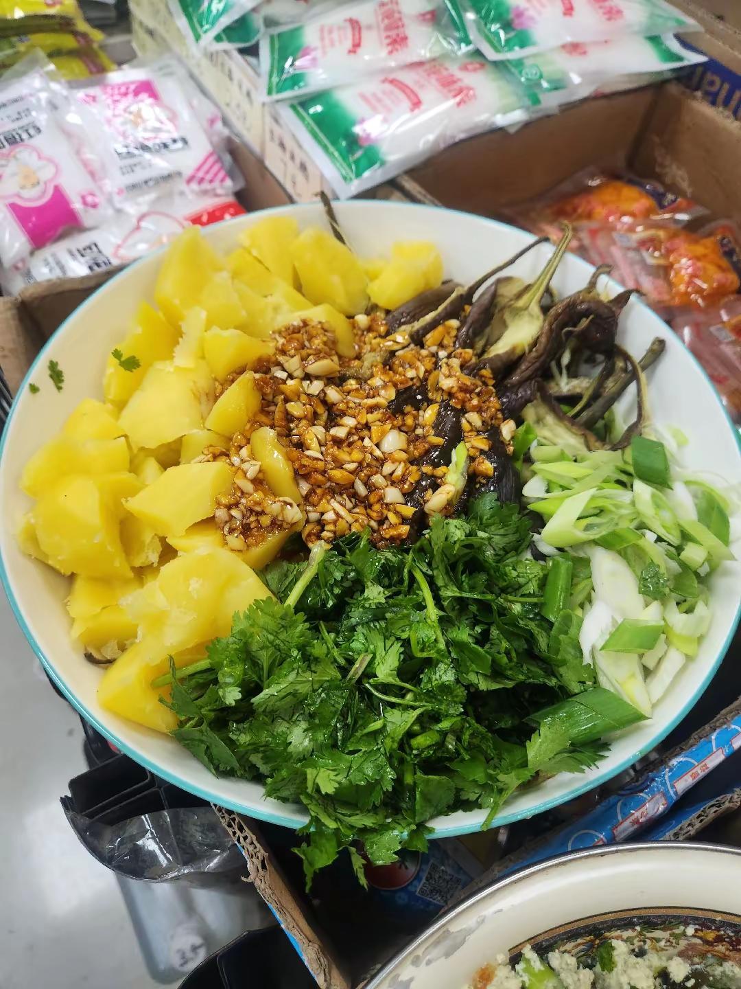午餐愉快。