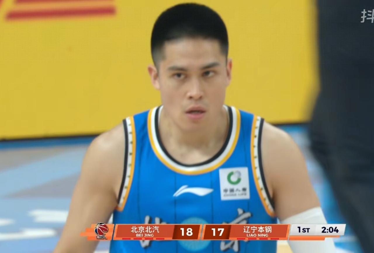 CBA第三轮北京主场94：81战胜了辽宁，两队为我们奉献了一场非常精彩激烈的比赛