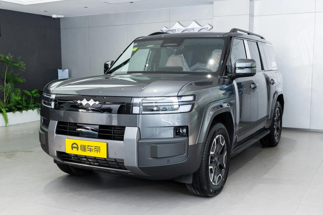 一上市就冲上“销量热榜”，年底买车，这些爆款可以瞧一瞧：方程豹钛7，10月销