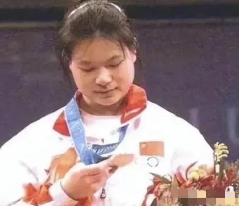 “我做得最正确的事，就是卖掉所有金牌！”2003年，奥运冠军陈晓敏，卖掉自己的9