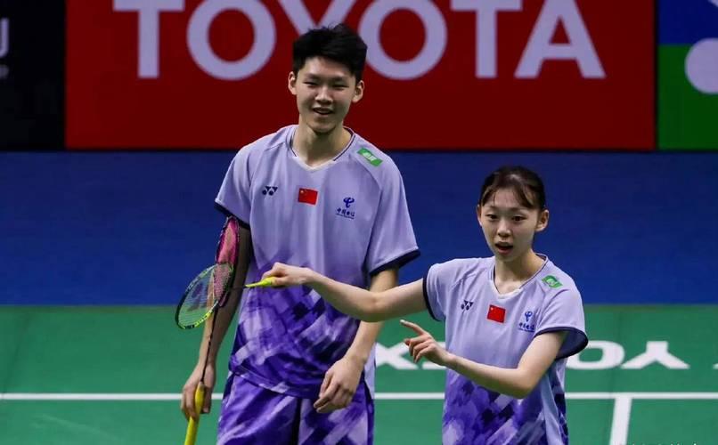 国羽混双组拆分拆来拆去吴梦莹不见了国羽混双组世界排名高居1、2位，但今年初新