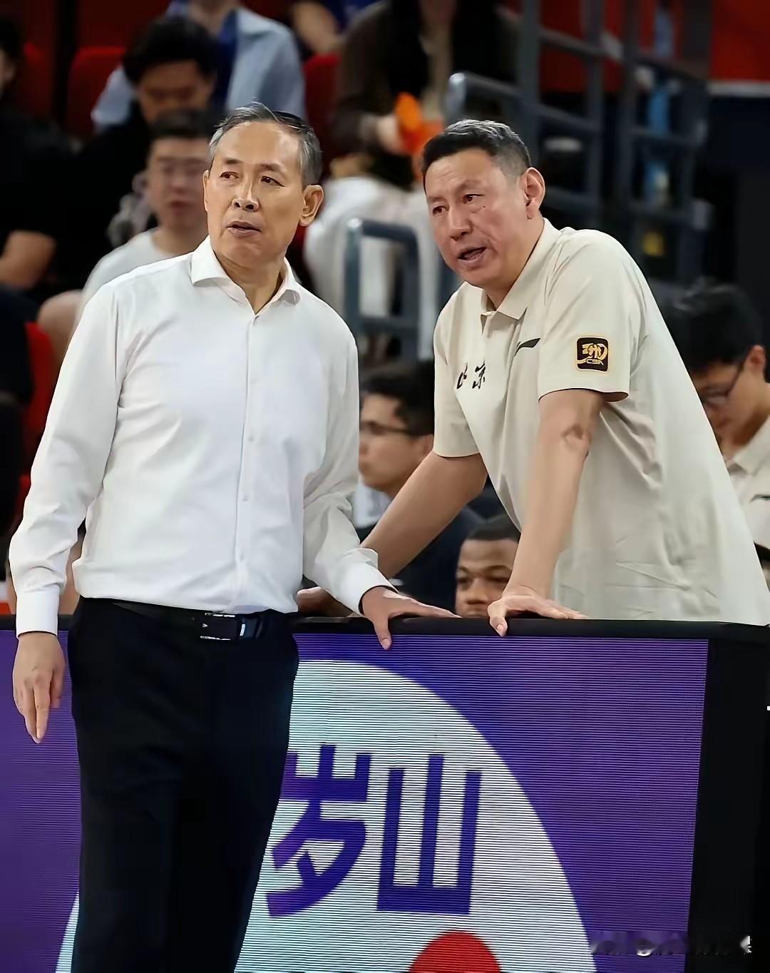 北京主场66:81惨败上海输掉天王山之战，赛后揪出四大毒瘤:1.麦基--全场