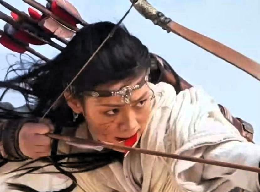 吴京还真是会换角把女主换成陈丽君片酬低也就罢了，关键是只给她11天要完成