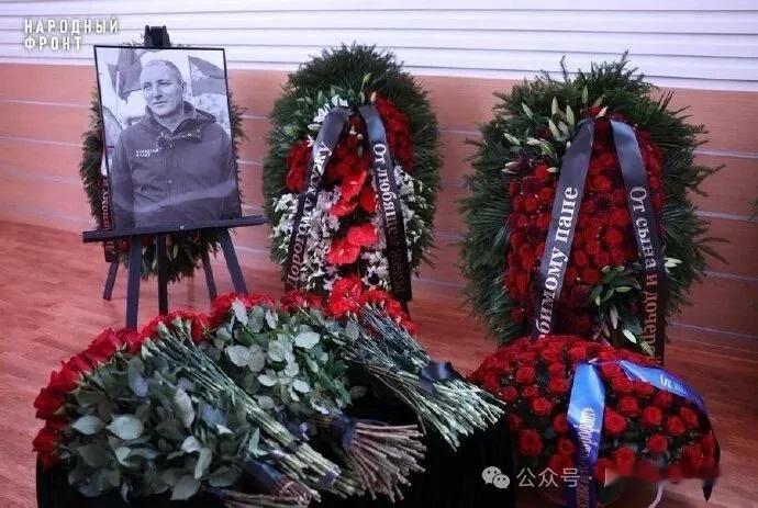 俄罗斯“人民阵线：一切为了胜利”基金会执行董事阿纳托利·切尔内绍夫，昨天在克里米