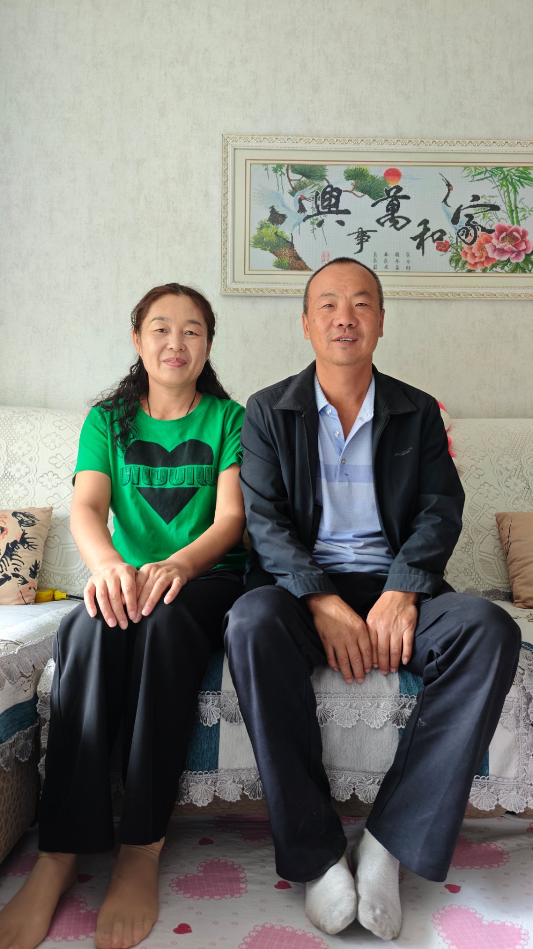 2025年9月12日，在哈密拜访钱金平一家。他们家原是江苏泰州人，父辈三人196