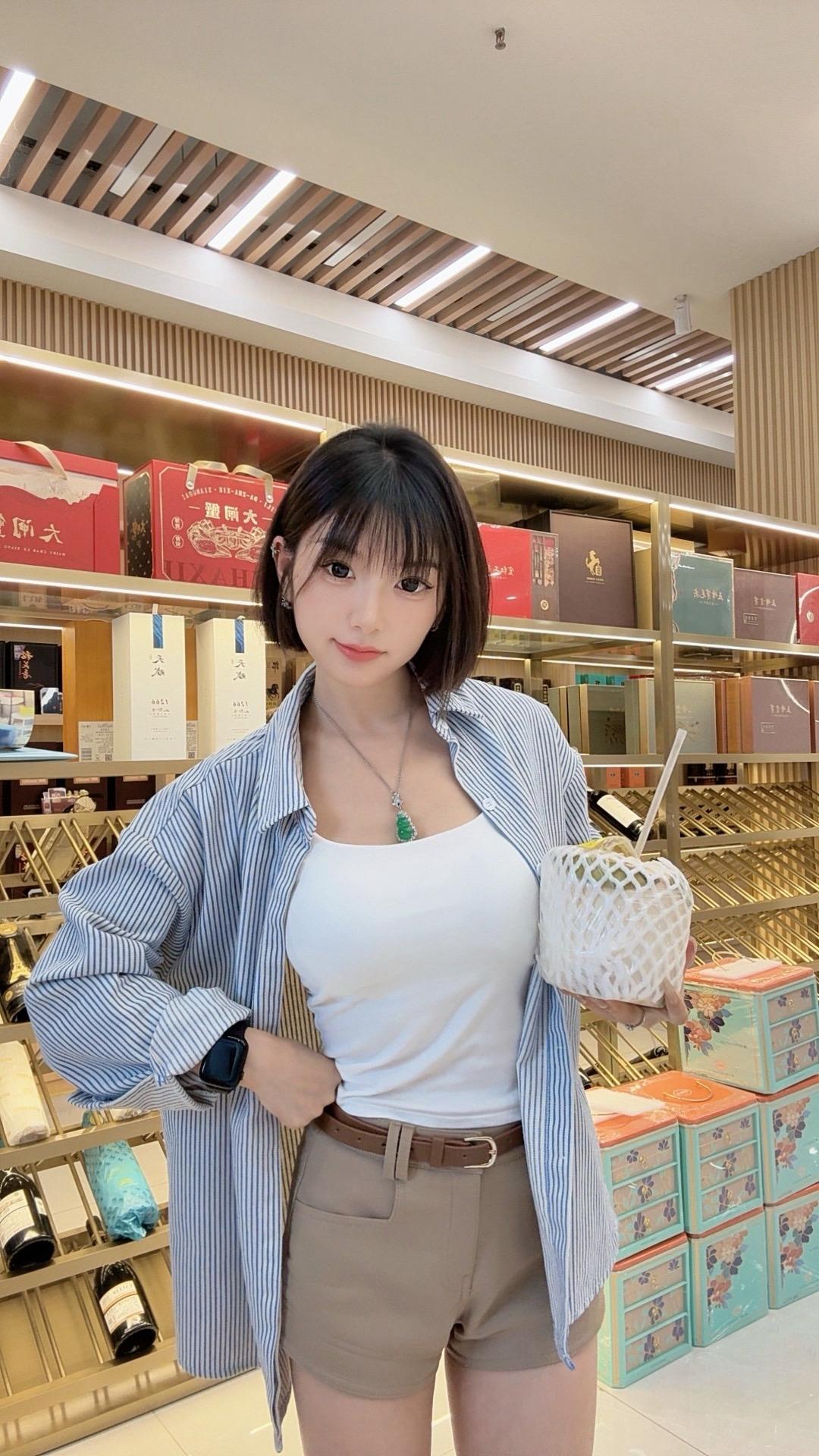 做人有什么好攀比的 我国庆12345678都上班，你有班上吗