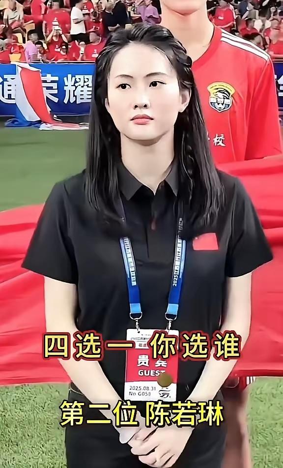 全红婵没退役，这事儿官方都辟过谣了，可网上还是有人天天猜来猜去。一会儿说她要回家