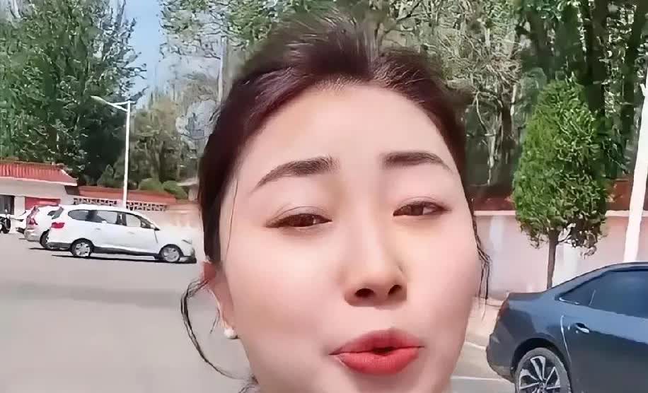 月薪5万老公拒帮小舅子还房贷，妻子离婚威胁反被甩：作没的婚姻该怪谁？