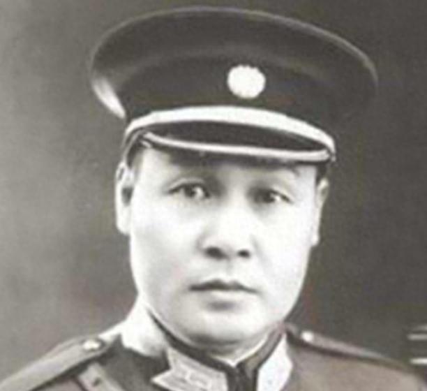 蒋介石弟弟参加开国大典，9年后另一身份被毛主席得知：立即抓捕“1949年10月