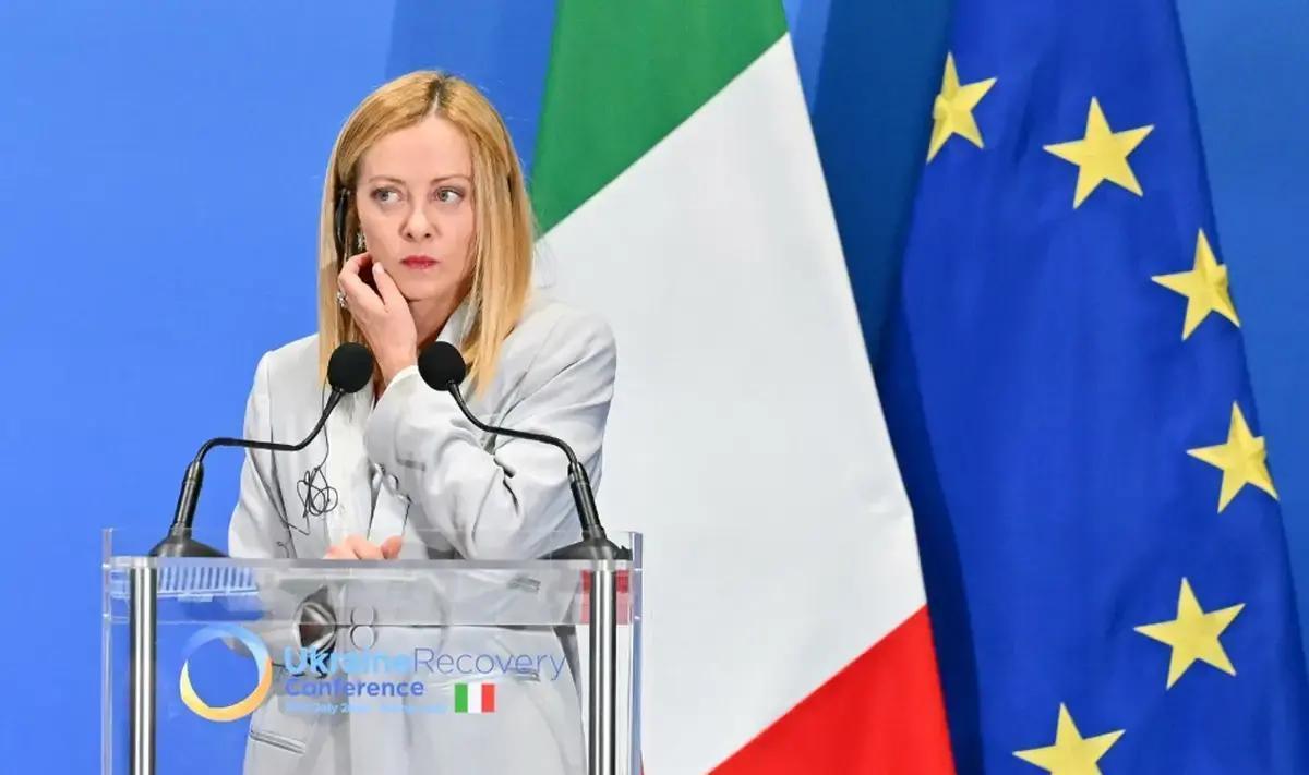 就在1月13日，立陶宛驻欧盟大使内留斯·阿列克谢尤纳斯直接放话：欧盟现在别想着恢