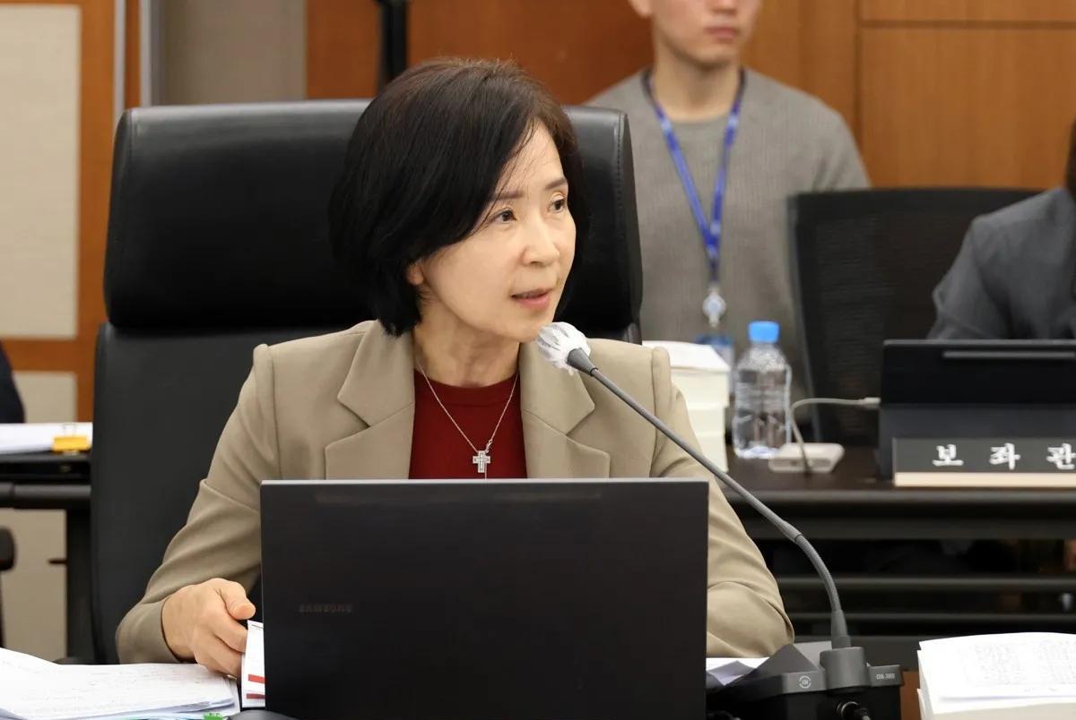 尹锡悦党派对金珉锡总理候选人，清华大学在读时期论文用词不当为由让金珉锡韩国总理候