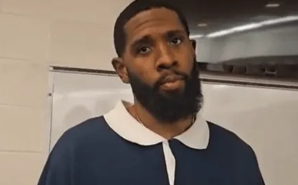 NBA常规赛，太阳97-100不敌火箭。赛后，罗伊斯-奥尼尔接受了采访，谈到了凯