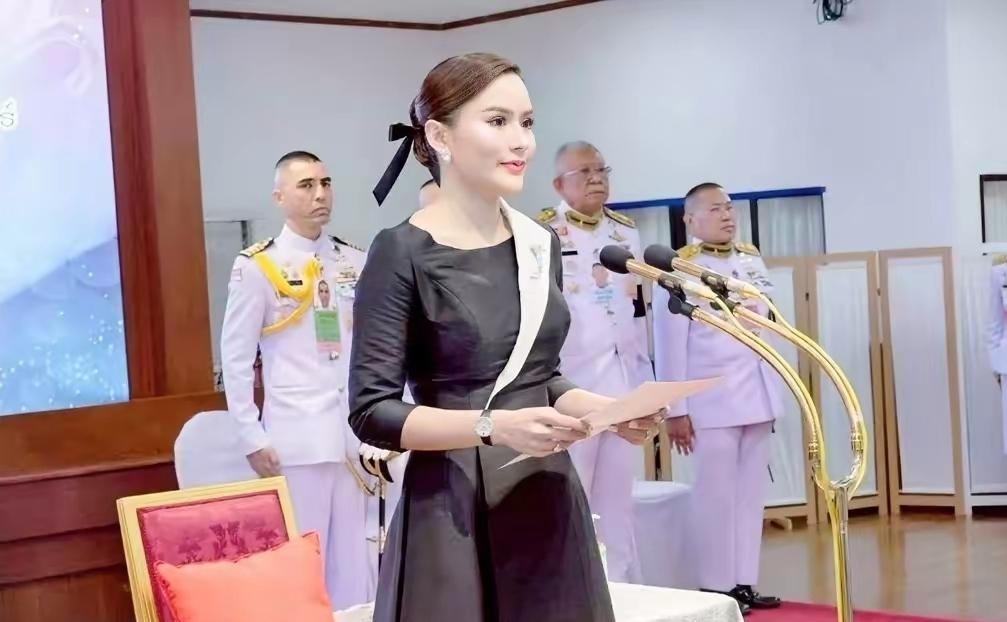 欧拉弄，与苏提达王后，还是差远了！这个小女子，凭着复制粘贴诗妮娜，成功上位，确