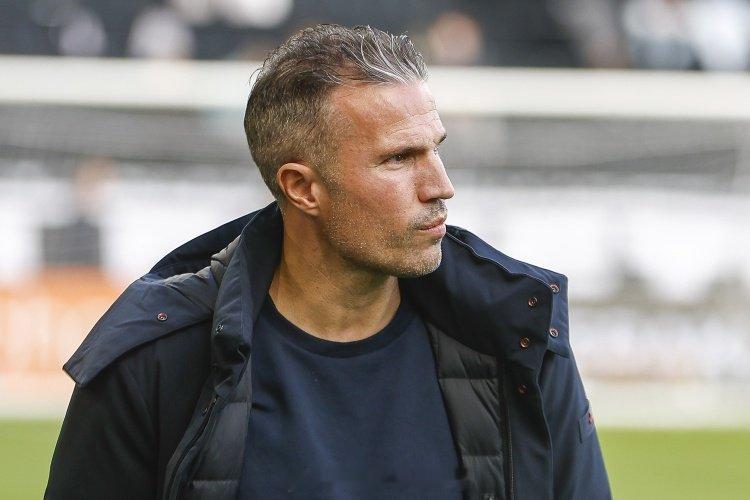 范佩西接受《泰晤士报》专访提到温格教授：“他是我的足球之父，他对足球有着独到的见