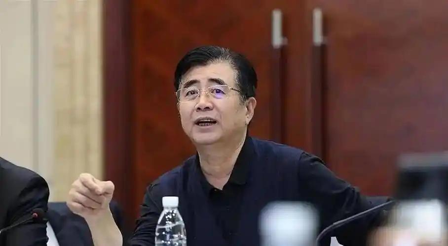 宋凯刚和曼城老板城市足球集团签了海外人才框架，要送精英小将出国。可国内中超什么环