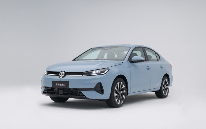 全新速腾S正式亮相可以看到已经取消了隐藏式门把手；用上电子怀挡了，12.9英寸的