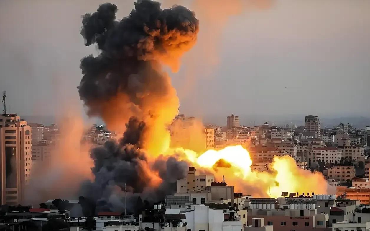 以色列这次应该知道教训了，自己国家有多大，有没有略纵深，自己心里没数吗？当初打击