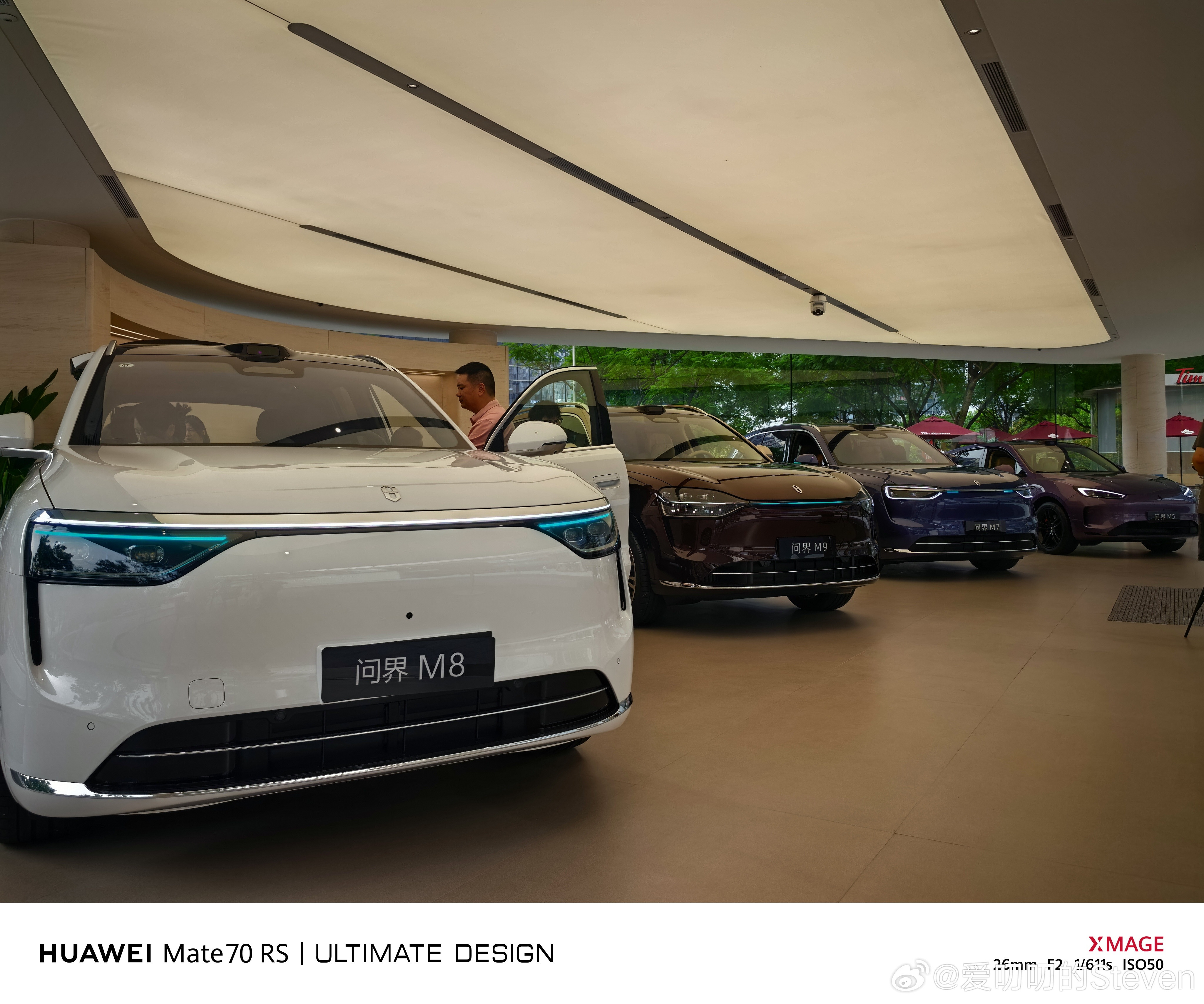 下午抽空去门店转了一圈，全新问界m7﻿﻿的展车已经到店了。我现在看久了这
