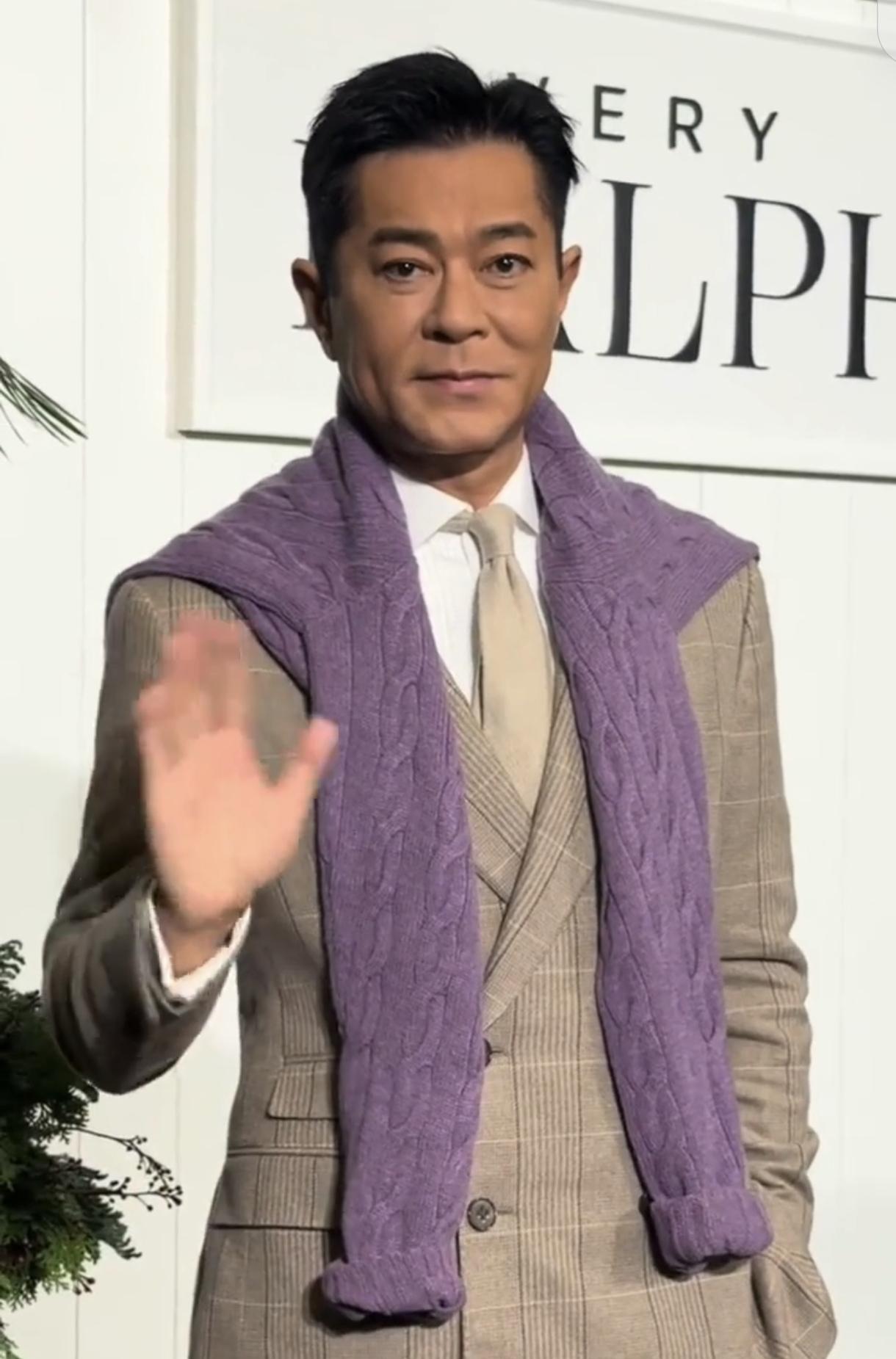 古天乐活动现场路透，至今单身，被大家称赞的古校长，默默做着公益事业！