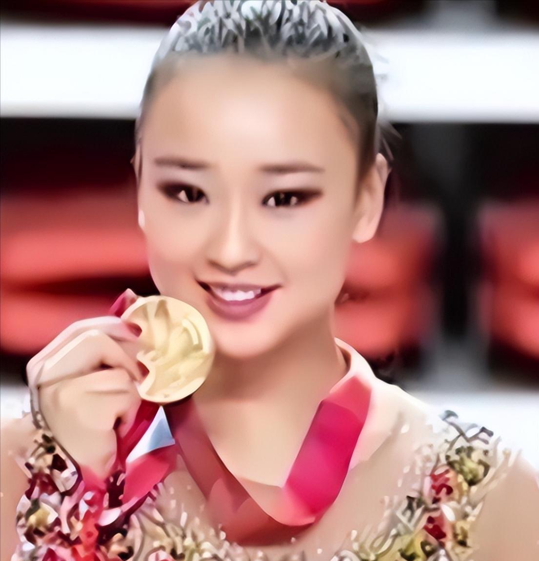 2002年5月，24岁的韩国“体操公主”许昭英，顶着父母的反对，执意嫁给了中国体