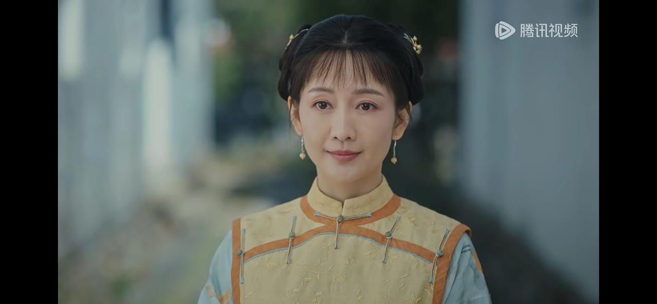 张謇身边的两个女人，徐端和吴道愔的婚姻观。徐端是张謇的妻子，结婚多年没有孩子