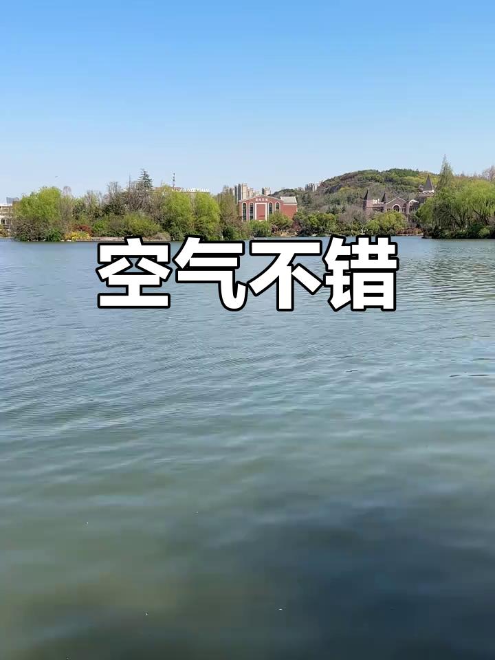 生活中有很多看不见却无比重要的东西。空气就是最基础的，没它几秒都不行，可我们常常