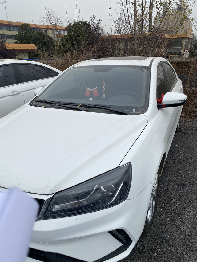 手动挡半坡起步怎样操作帝豪手动挡，半坡起步永远的bug，大家可以跟我分享一下