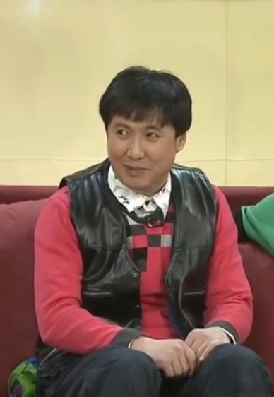 可算让他们找到机会吐槽沈腾了看到沈腾全程的表情变化简直就像个调色盘一样，真是承