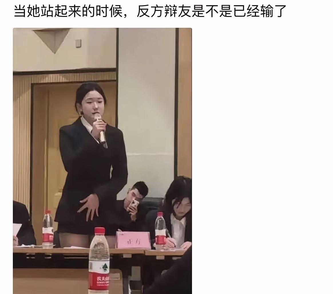 喜欢这样的女孩吗