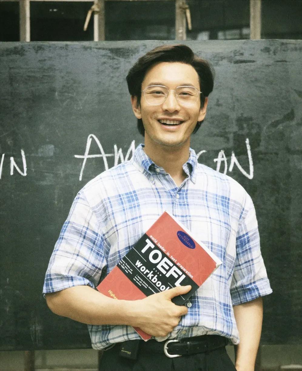演员黄晓明说：“当年《中国合伙人》筹拍时，最先找到的演员就是我，所以我可以在三个