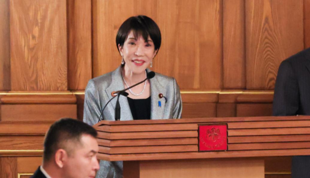 发生了什么？根据日媒的消息，22日下午，高市早苗和4位日本前首相（麻生太郎、石破