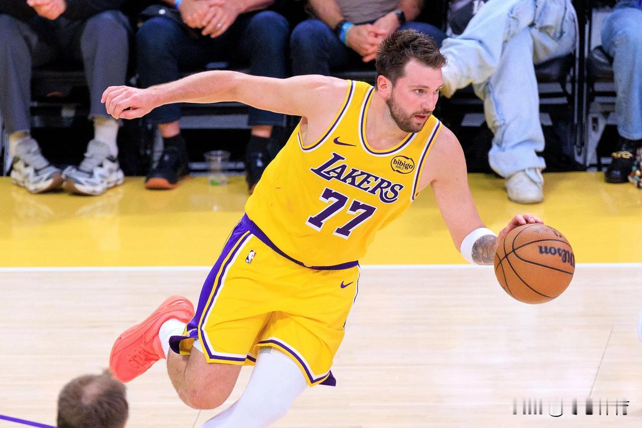 不管你信不信！本赛季NBA最佳阵容必定是他们:最佳一阵:亚历山大、约基奇、