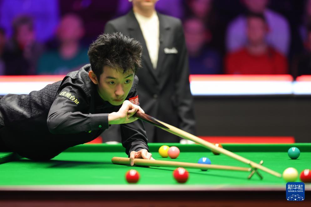 给吴宜泽的半决赛“看客献策”（纯战术参考，不涉及任何违规内容，仅供观赛讨论）