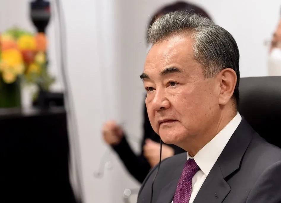 中国和阿曼外长通话后，当前中东局势变数增多。阿曼方面坦言，曾调停美国与伊朗的谈判