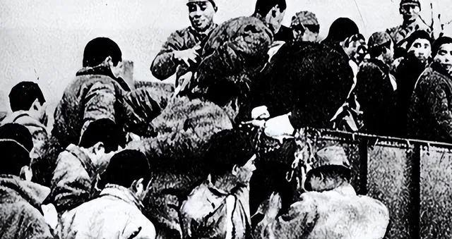 1894年，旅顺大屠杀后陈来顺成了山大王，专抢日军玩日本女人，玩腻后割掉舌头扔到