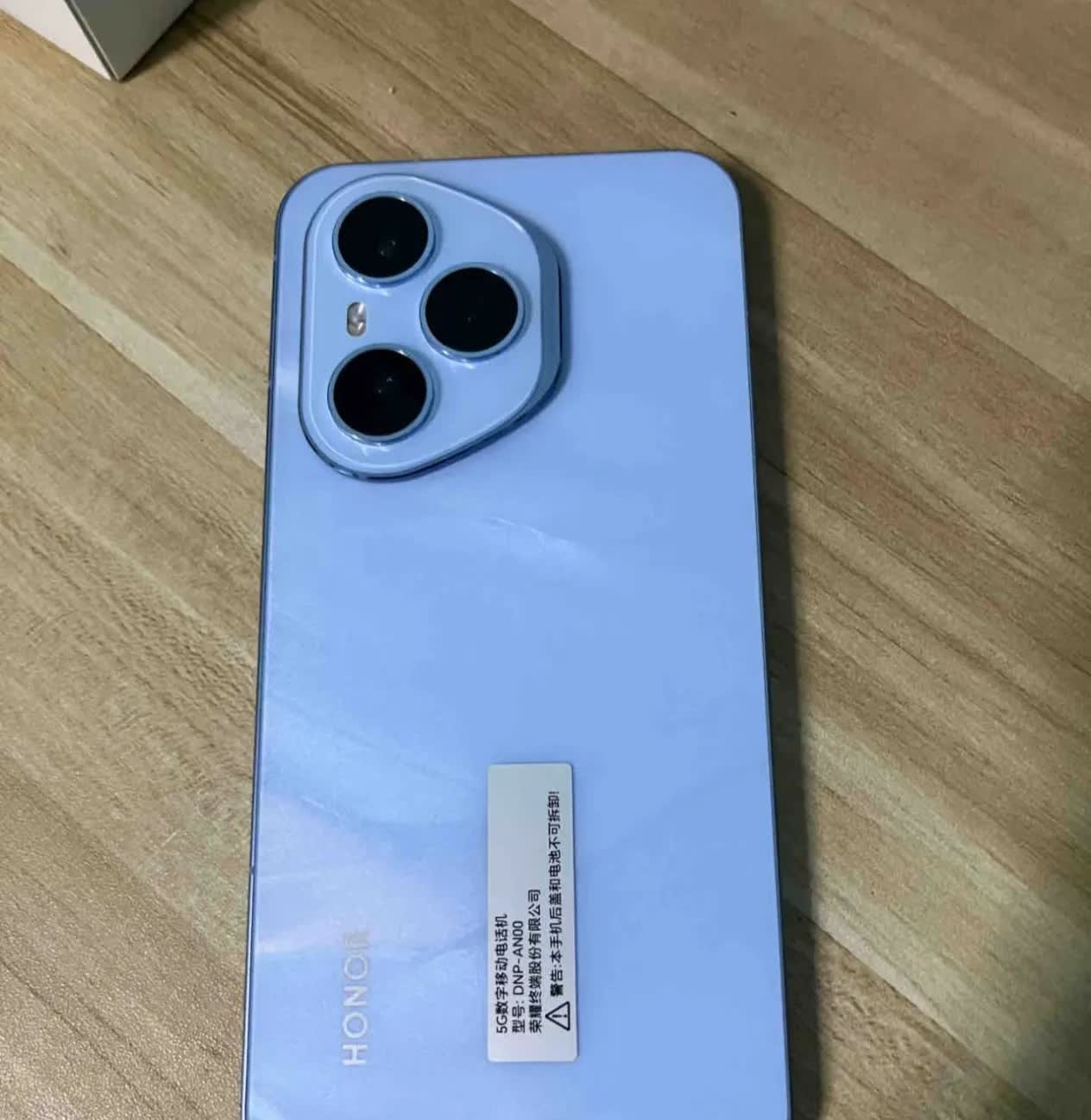 要买荣耀400Pro的人，真的要听劝！后悔可真来不及。如果你只是想买个